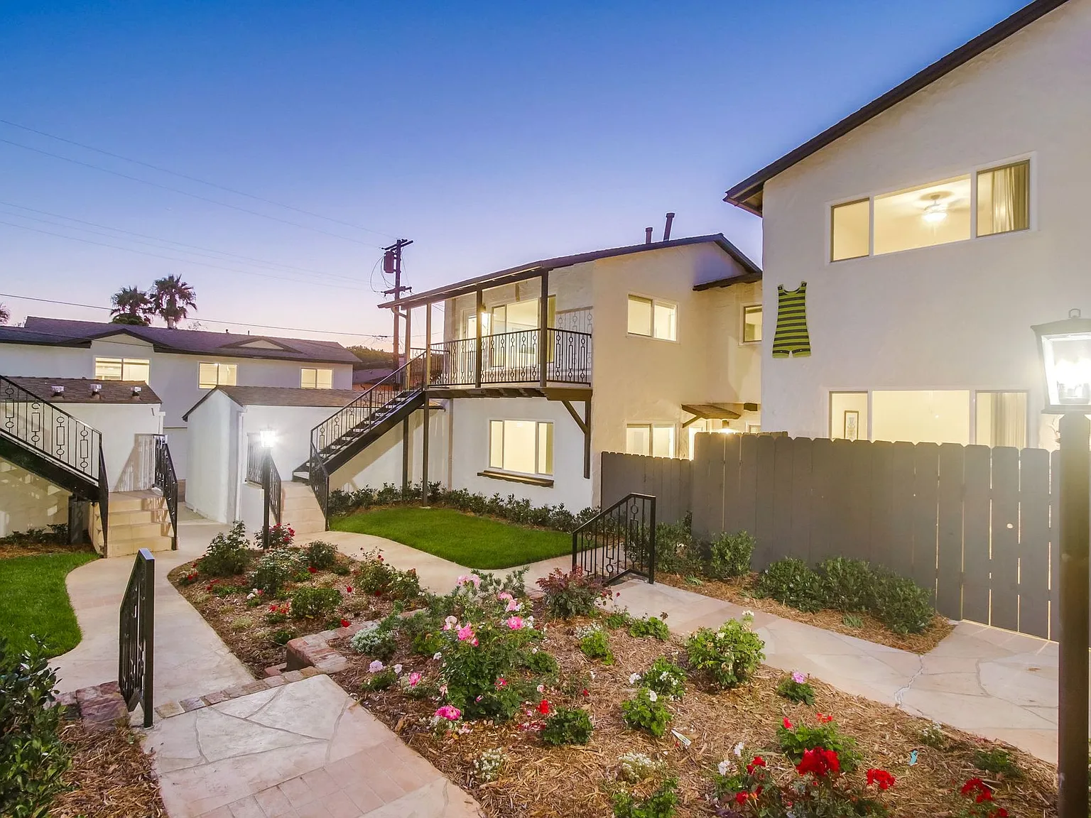 The Leland Ii | Walk To The Beach | Brand-New Studios, 1 & 2 Bedrooms In la Jolla — Photo 3