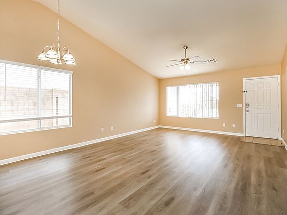 4th image of 11346 E Dartmouth St