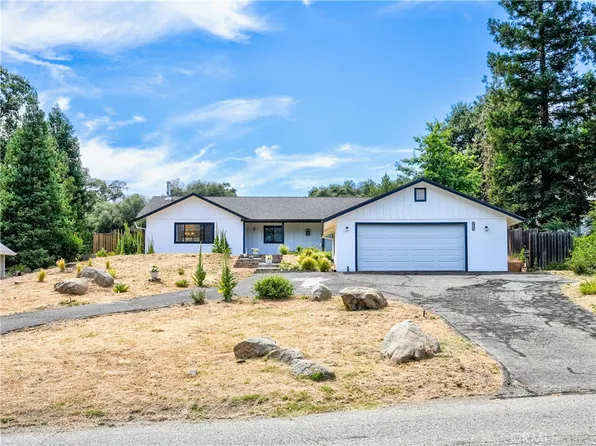 40446 Goldside Dr, Oakhurst, CA 93644