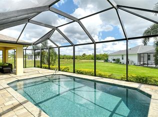 260 Indian Creek Dr, Rotonda West, FL 33947