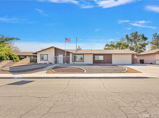 14442 Woodland Dr, Victorville, CA 92395