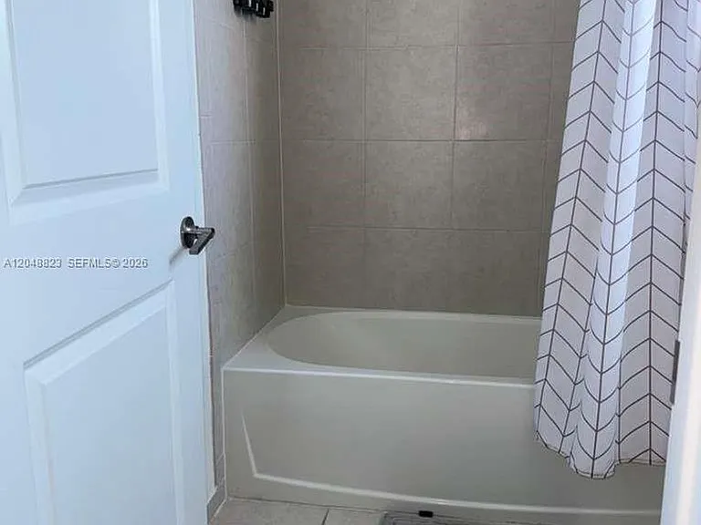 13623 SW 184th Ter — Photo 10
