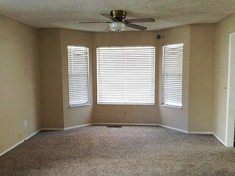 3rd image of 2439 Eastwood Dr