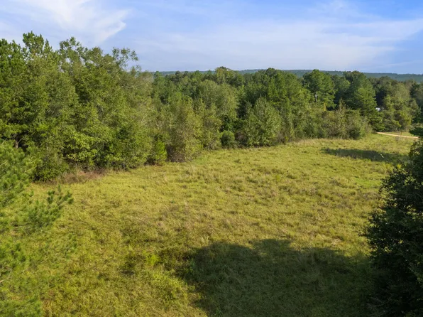 83 Water Valley Rd, Foxworth, MS 39483