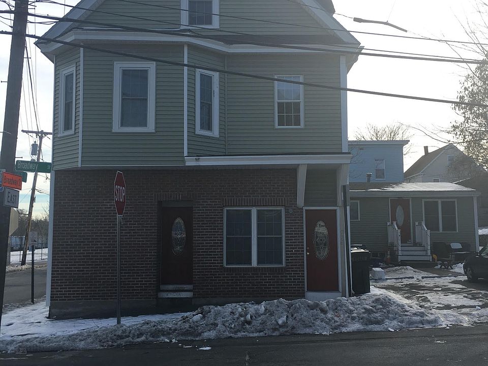 2nd image of 772 Broadway St #772
