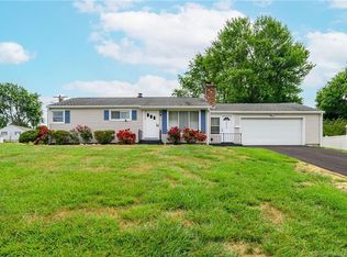 273 Pearl St, Enfield, CT 06082