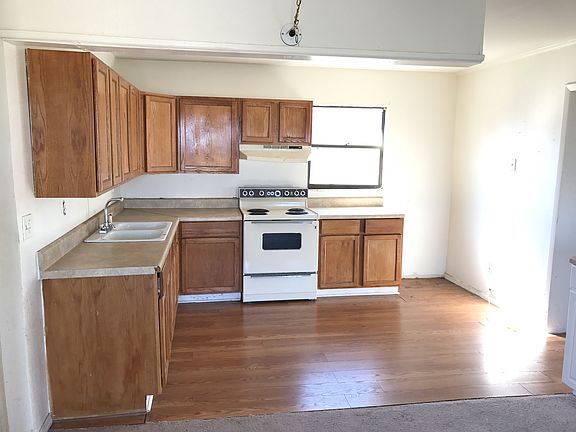 4th image of 19720 E Umatilla Blvd