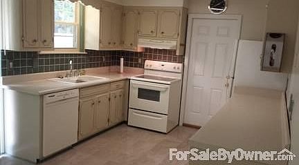 Chamberlin Whisper Drive door opening system with remote key pad access