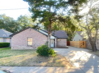 1120 Milner Rd, Irving, TX 75061