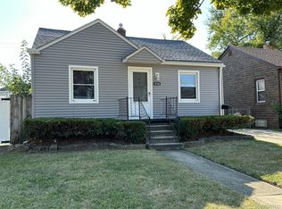 814 Maple Ave, Monroe, MI 48162