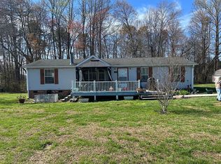 1090 Chestnut Grove Rd, King, NC 27021