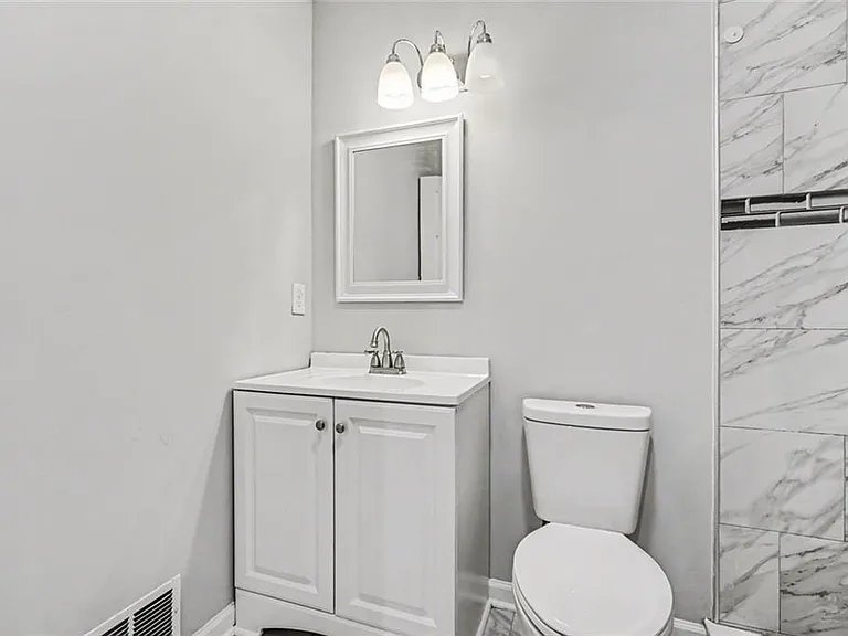 2952 N Dekalb Dr #A — Photo 11