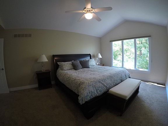 4th image of 39881 Woodside Dr N