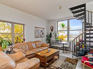 216 Lake St APT 305, Burlington, VT 05401