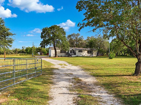 5th image of 380 SARA LN