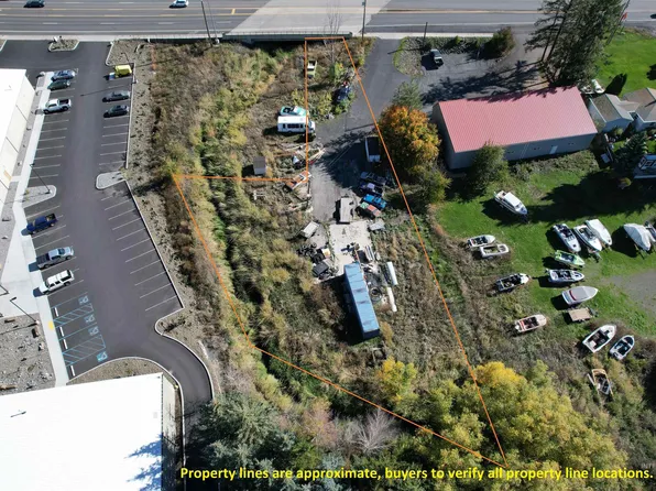 2117 S Main St, Moscow, ID 83843