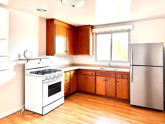 2nd image of 328 San Jose Ave #328