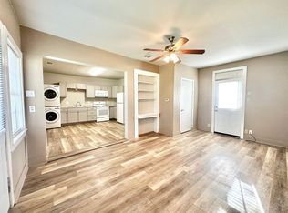 2613 N Elm St APT B, Denton, TX 76201
