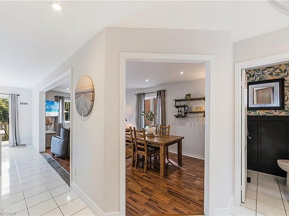 4th image of 39 Harnesworth Cres