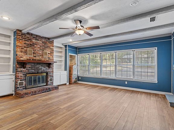 5th image of 1909 Sherwood Dr
