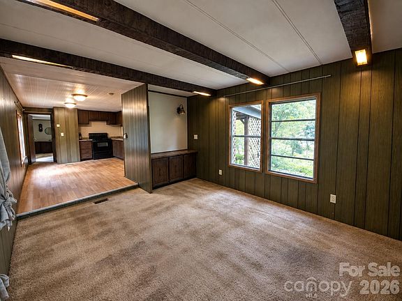 5th image of 1491 Prices Creek Rd