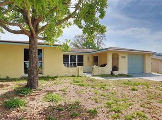 9836 Rainbow Ln, Port Richey, FL 34668