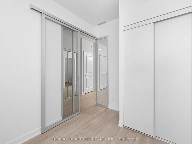 30 Upper Mall Way #A-620 — Photo 30