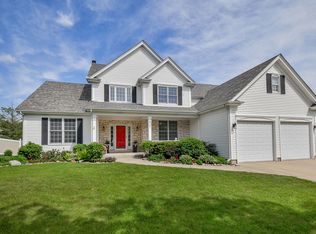 507 Prairieview Pkwy, Hampshire, IL 60140