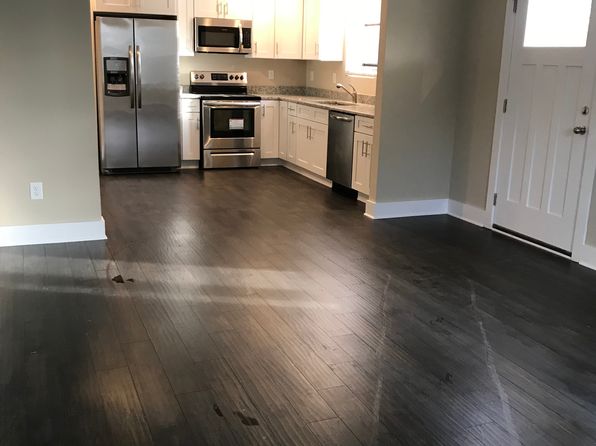 1914 Double Log Cabin Rd