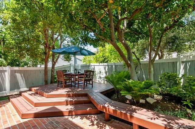 1st image of 52 Pepperwood