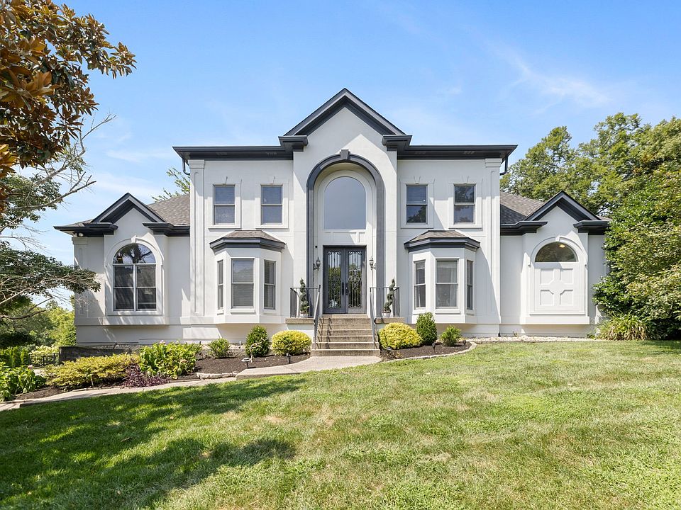 1st image of 805 Kathridge Ct