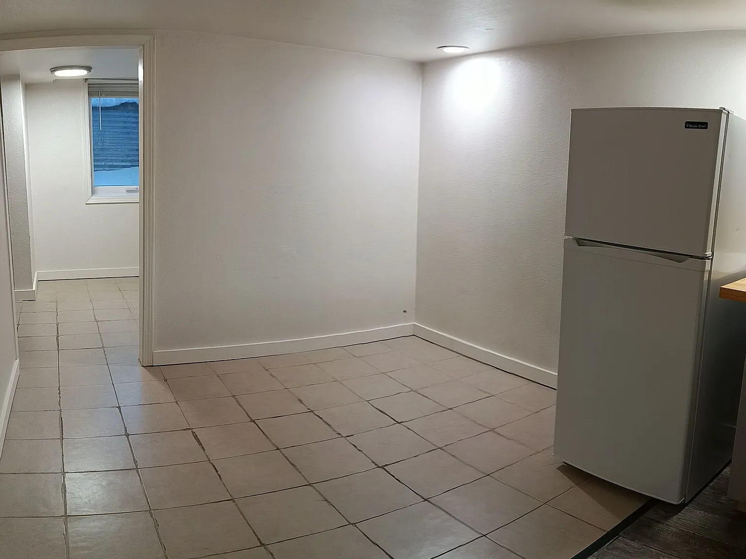 1 bed, 1.0 bath, 276 sqft, $975 — Photo 1