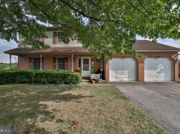 531 Hillside Ct, Hamburg, PA 19526