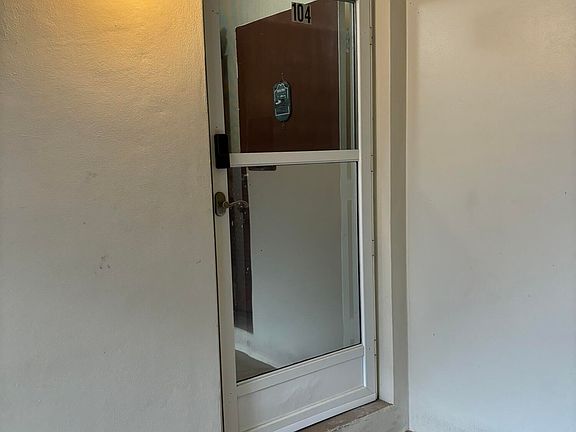 3rd image of 2302 Sunrise Boulevard #104
