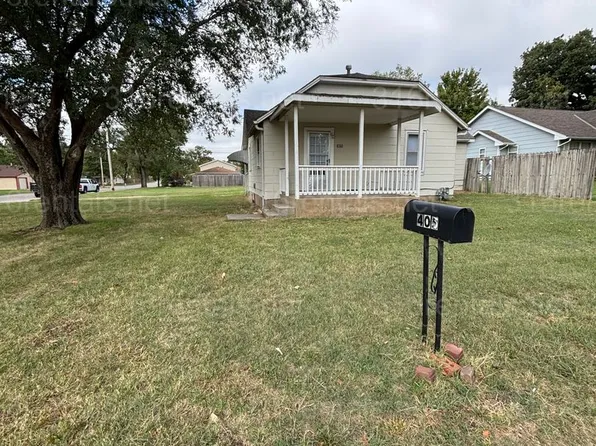 405 Hillcrest St, El Dorado, KS 67042