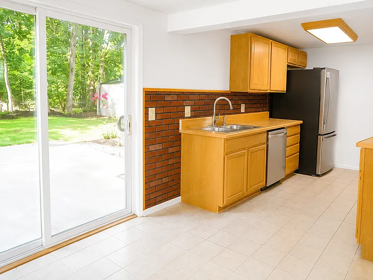 44 Thimbleberry Rd — Photo 7