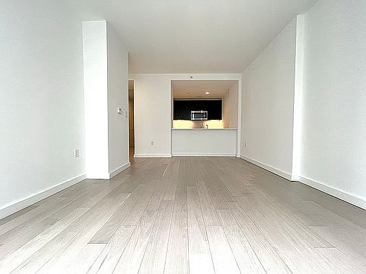 1st image of 535 W 43rd St N #9G
