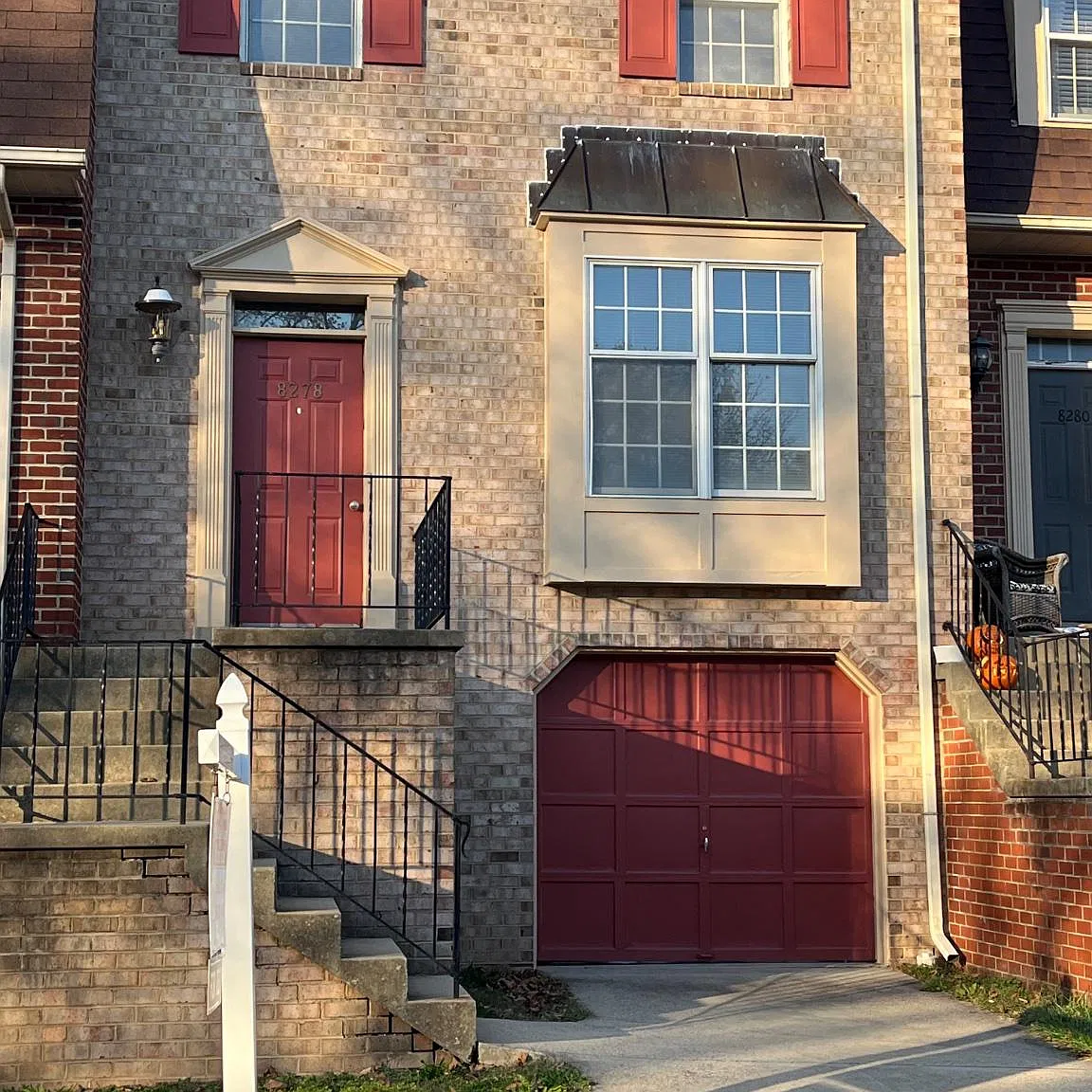 3 bed, 2.5 bath, 1904 sqft, $2,675 — Photo 2