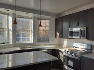 2950 W Palmer St APT D1, Chicago, IL 60647