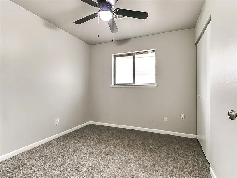 923 SW 3rd St — Photo 25