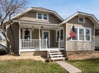 307 C Ave, Kalona, IA 52247