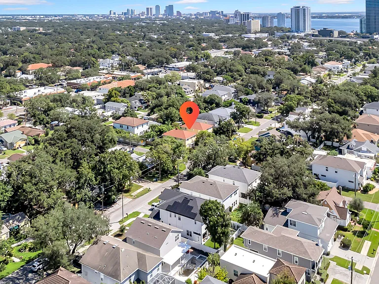 Aerial Apartments/ Bayshore