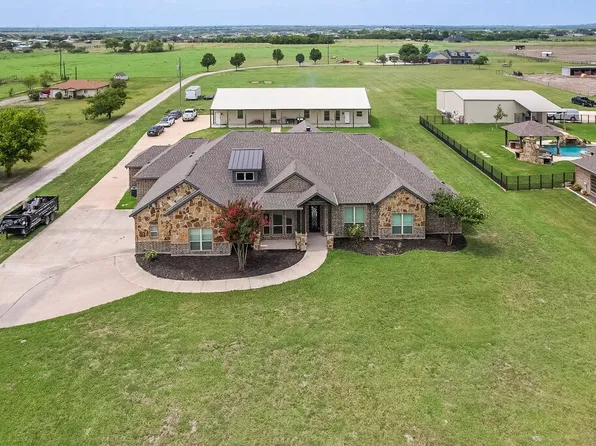 239 N Armstrong Rd, Venus, TX 76084