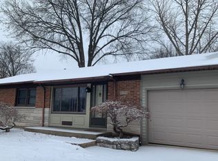 9001 Kickapoo Dr, Saint Louis, MO 63123