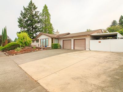 1310 N Keene Way Dr, Medford, OR, 97504