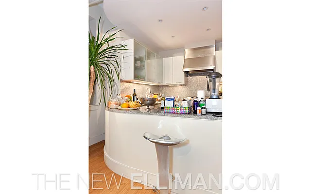Sold by Douglas Elliman | media 12
