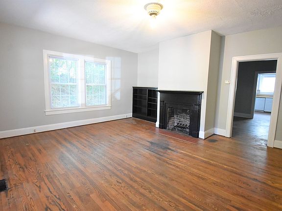 3rd image of 308 Hinsdale Ave APT 2