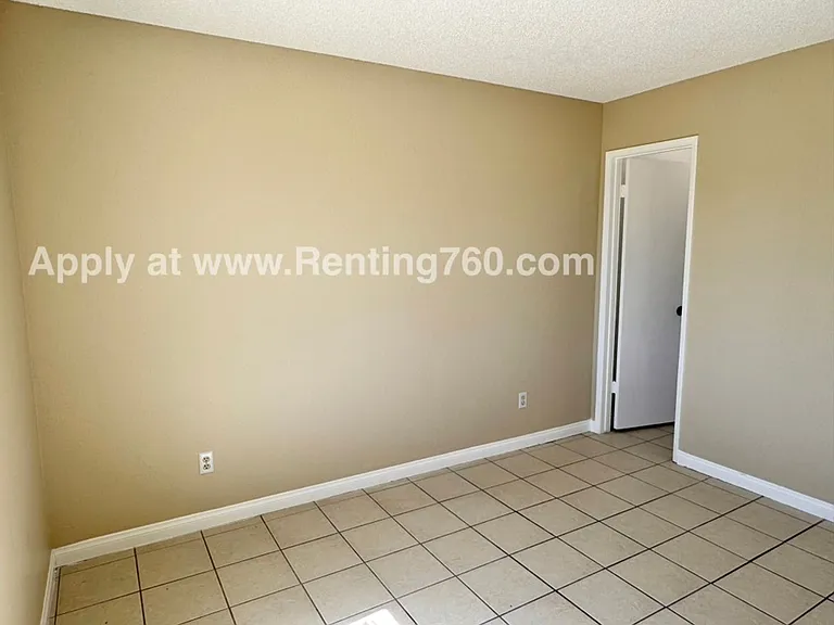 6772 Maude Adams Ave — Photo 25