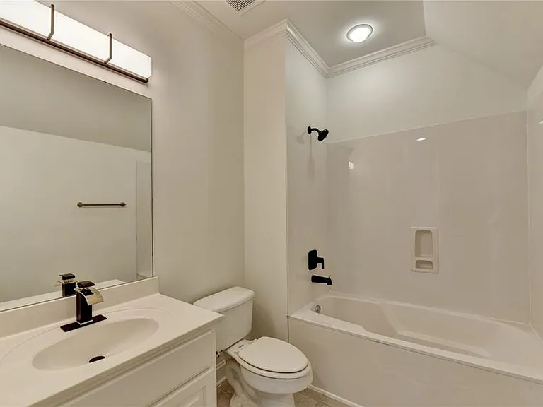 7970 Saint Marlo Fairway Dr — Photo 35