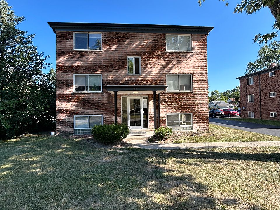 1st image of 844 Youngs Ln APT 2